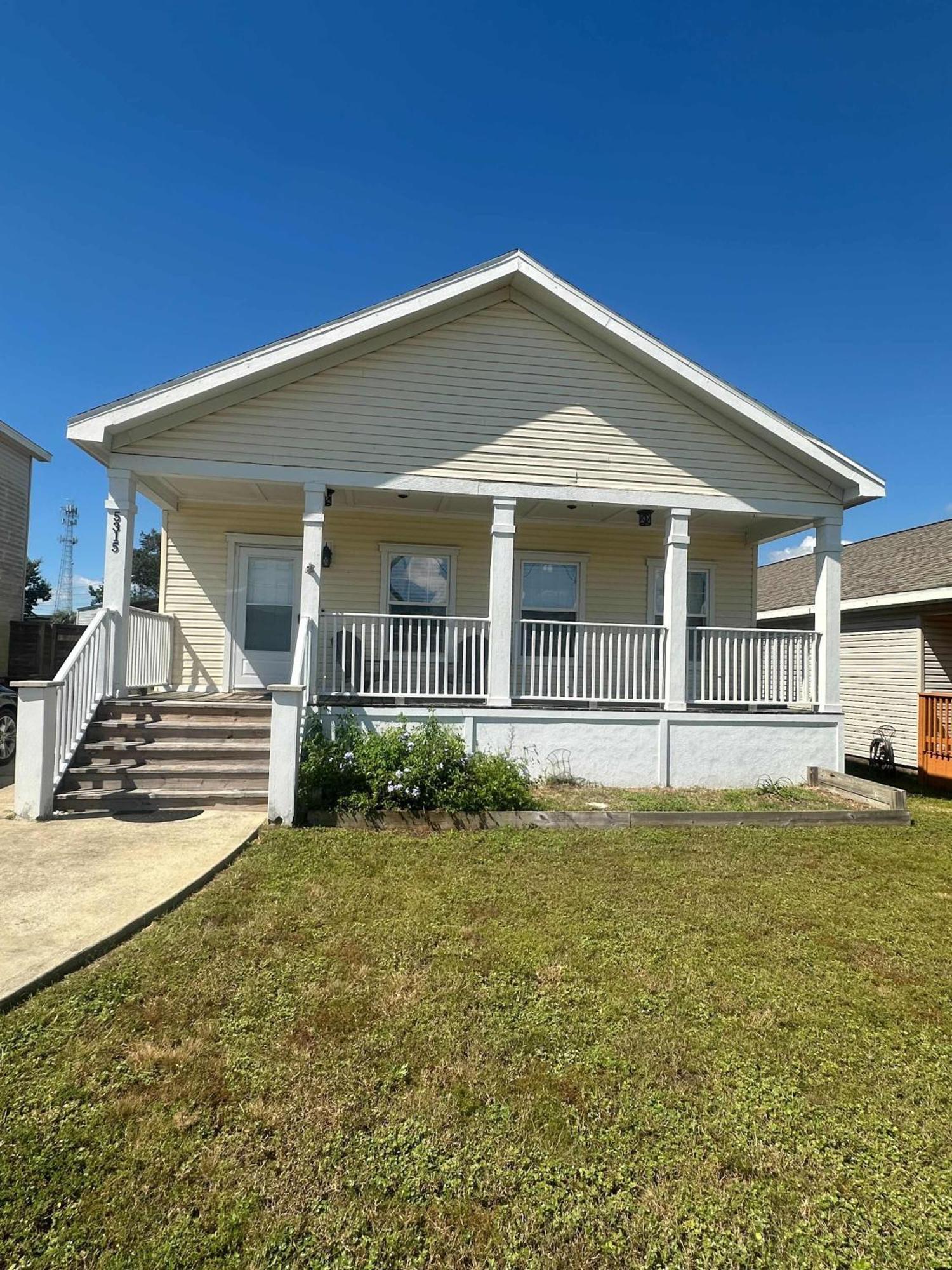 Brilliant In Bellview-Back Unit-- Mins To Nas Pensacola, Beach, Shopping Exteriör bild